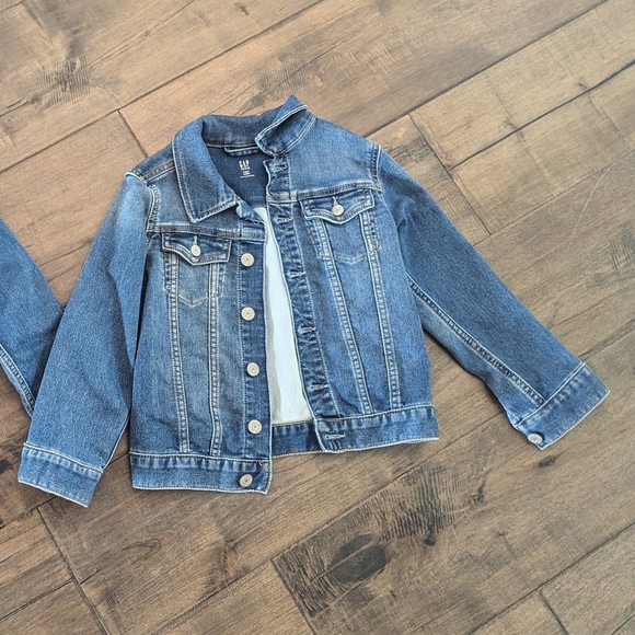 5T denim jacket - Picture 1 of 3